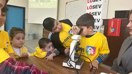 Lösemiyi yenen minik kahramanlar, Eğitim Fakültesinde bilimsel yolculuğa çıktı